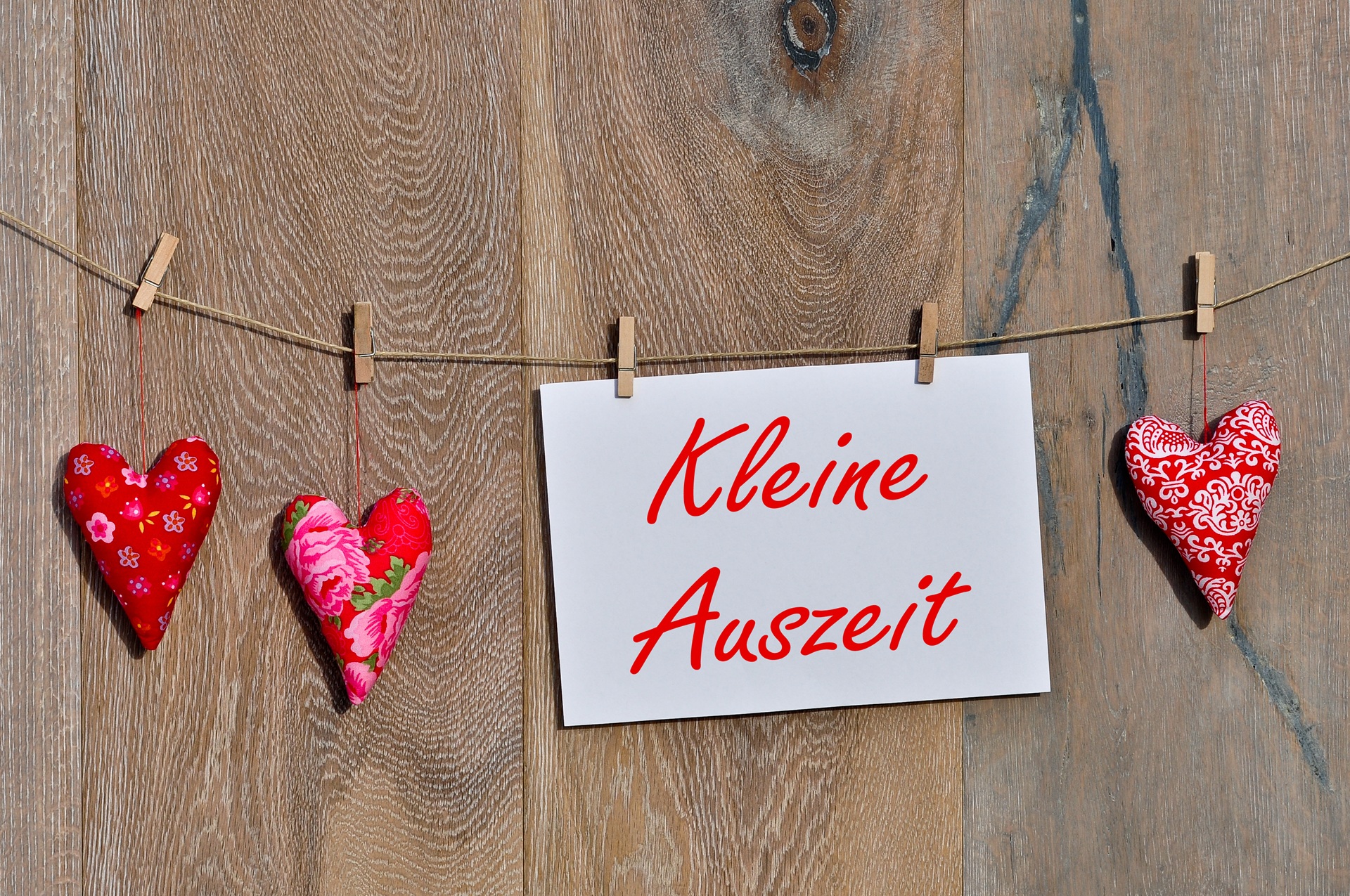 Karte mit Aufschrift kleine Auszeit und Herzen | Elfbar Liquids